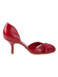round-toe pumps