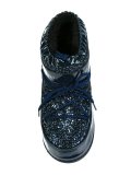 'Flirting' snow boots