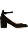 'Greta' pumps 
