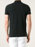 logo绣饰polo衫