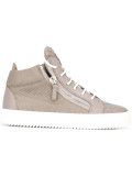 Kriss sneakers