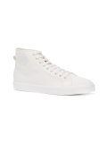 Spirit High sneakers