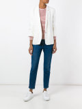 single-button blazer 