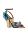 'Magic Rumpled' sandals