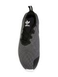 'ZX Flux ADV'运动鞋