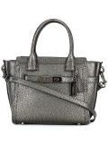 Swagger 21 tote