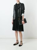 'Rockstud Rolling'手拿包