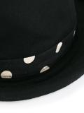 'Check Tie' hat