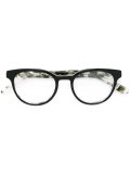 '0747' glasses