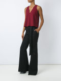 sleeveless blouse