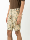 floral print shorts