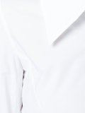 wide collar shirt