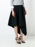 asymmetric hem skirt