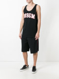 logo print top