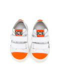 logo grafitti sneakers