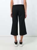 ring detailed cropped trousers