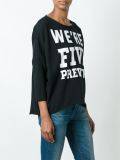 'We're five'毛衣