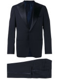 single breasted suit