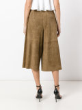 cropped pants