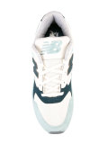 lateral patch sneakers