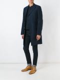 露缝线外套