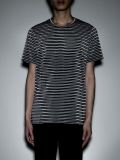 'Reflect Border' T-shirt