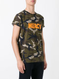 camouflage print T-shirt