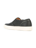 woven slip-on traienrs