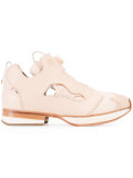 'Mip-15' shoes