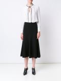 tie collar blouse