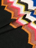 zig-zag patten scarf