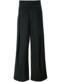 wide leg trousers