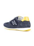 lace up trainers 