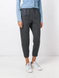 pull-up cropped trousers
