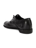 lace-up Oxford shoes