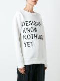 'Designers Know Nothing Yet'套头衫