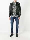 straight-leg jeans 