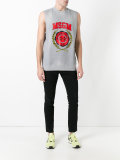 shortsleeved sweatshirt