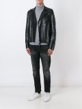 'Fade to Black'牛仔裤