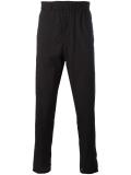 straight trousers 