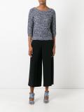 wide-legged cropped trousers