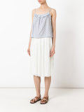 pleated skirt 
