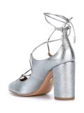 'Dan' pumps