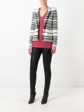 collarless open fitted jacket