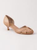 low-heel pumps