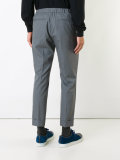 loose fit pants 