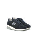 logo trainers 