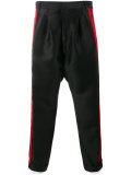 drop-crotch trousers