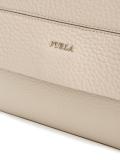 flap closure tote