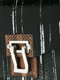contrast panel shoulder bag